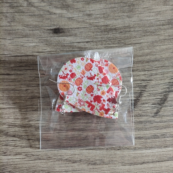 NWT Fall Faux Leather Earrings - Picture 2 of 2